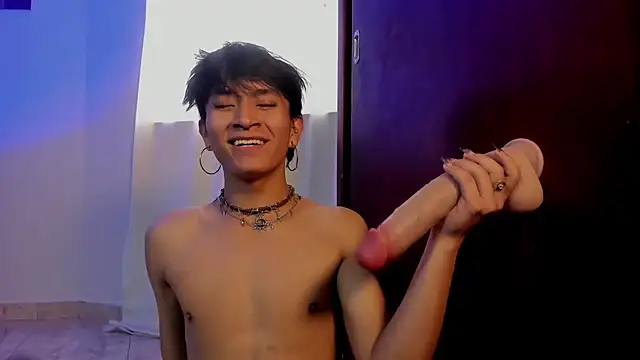cococumps stripchat live cam model