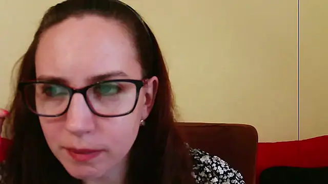 EmilyHotAngel stripchat live cam model