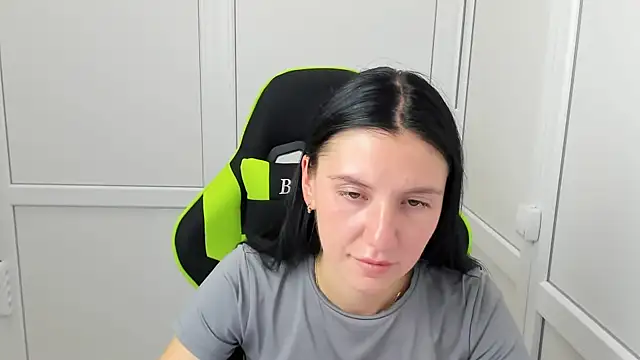 PatteMeoww stripchat live cam model