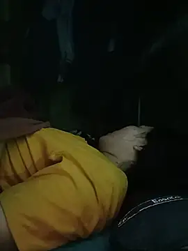 Yu-winter stripchat live cam model