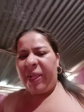 big-pussy_69 stripchat live cam model