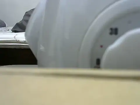 Titty_quween stripchat live cam model