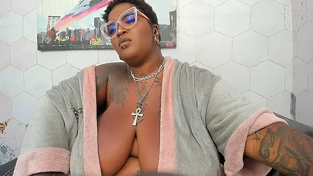 Anaa_Fuentess stripchat live cam model