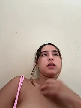 scarlett_777_dante stripchat live cam model