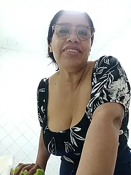 Emilif_ stripchat live cam model