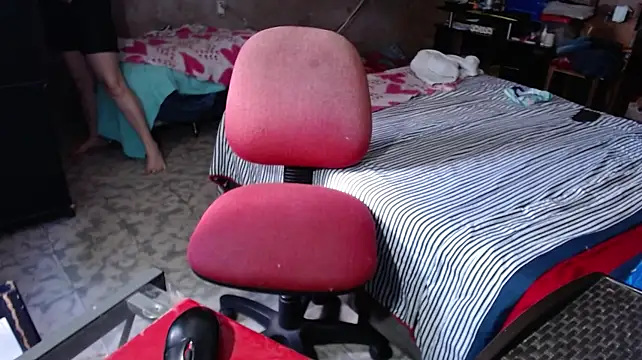 Barbiegomez stripchat live cam model