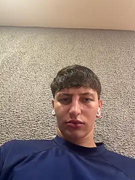 ARON_LUXX stripchat live cam model