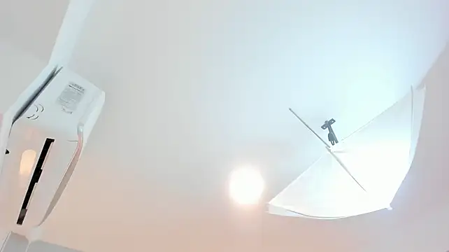 OiliviaSinclair stripchat live cam model