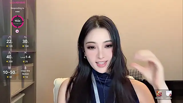 Tindraa stripchat live cam model