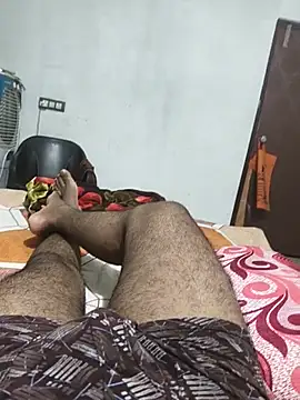 hyd_24boy stripchat live cam model