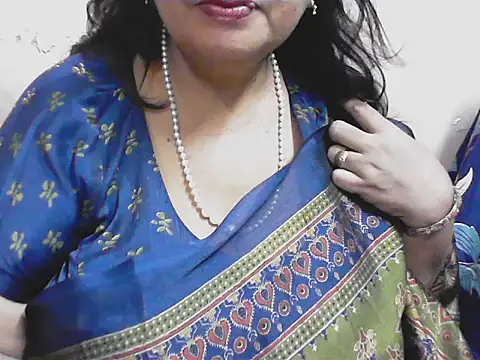 Sweet_ritika143 stripchat live cam model