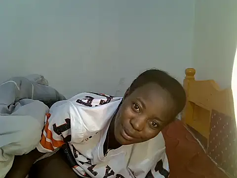pretty_serene stripchat live cam model