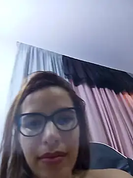 brit3232 stripchat live cam model
