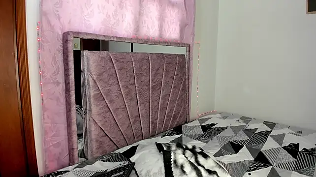 bunnyshake stripchat live cam model