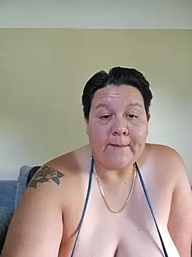 DevilDahm stripchat live cam model