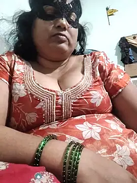 Hot_indian_Milf stripchat live cam model