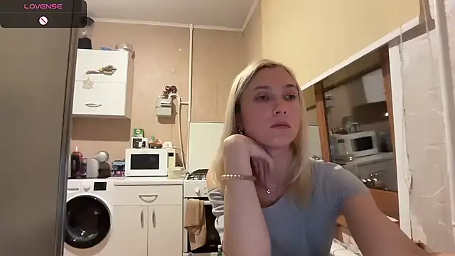 AngelJeni stripchat live cam model