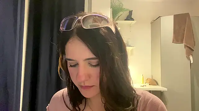 mellowpuffX stripchat live cam model