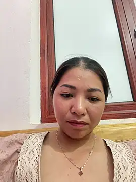 Phiea-nc94 stripchat live cam model