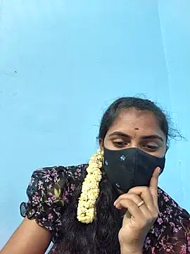 Tamil-Megavarthinii stripchat live cam model