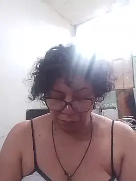 Pupi-Lanegra stripchat live cam model
