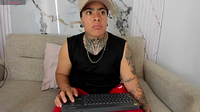CasperMilers stripchat live cam model