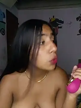 sophia_ale stripchat live cam model
