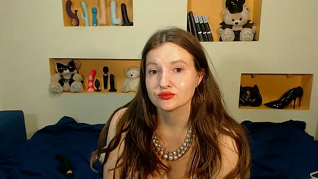 ChloeBrooklyn stripchat live cam model