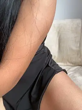 July_gh stripchat live cam model