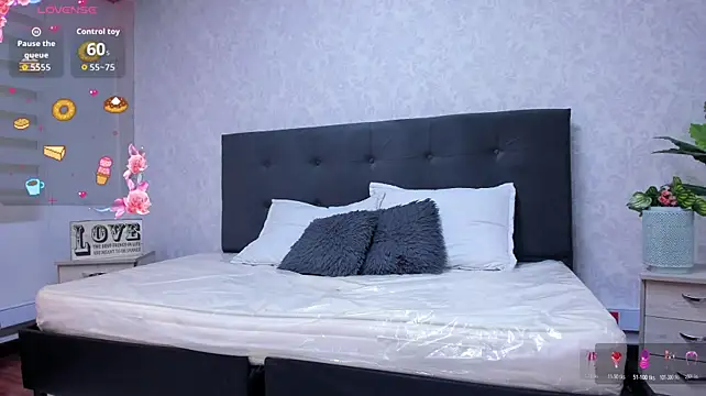 ValentinaRivers stripchat live cam model