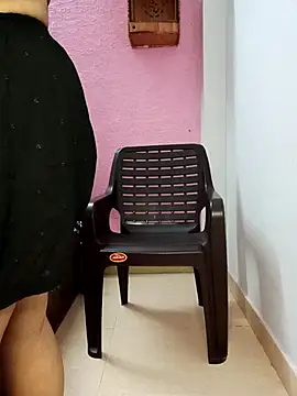 o_yes_bhabhi stripchat live cam model