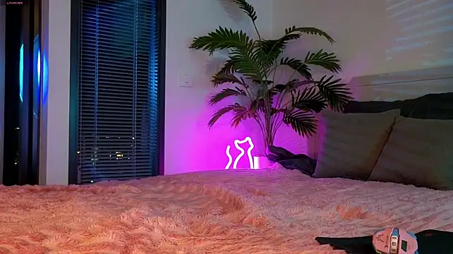Inchcaser_ stripchat live cam model