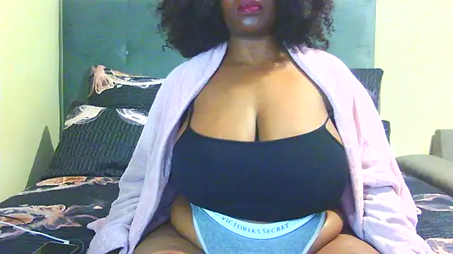 Black-Barbiexxc stripchat live cam model