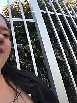Kendra-daring stripchat live cam model
