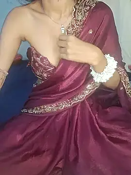 Marathi_Dolly stripchat live cam model
