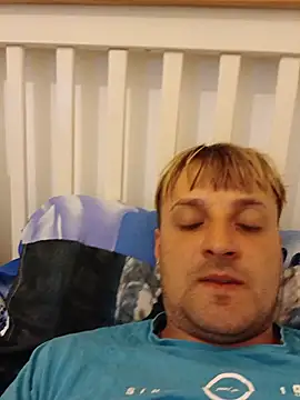 Levarboy stripchat live cam model