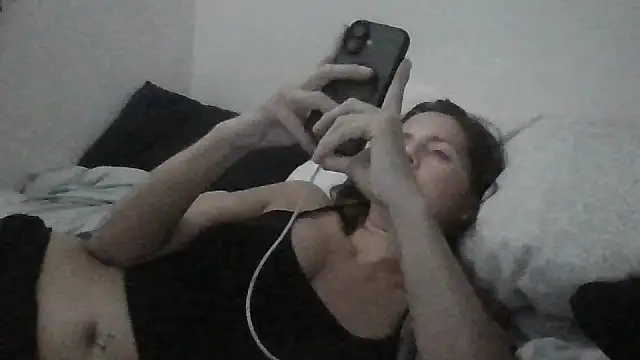 Anavrinjae stripchat live cam model