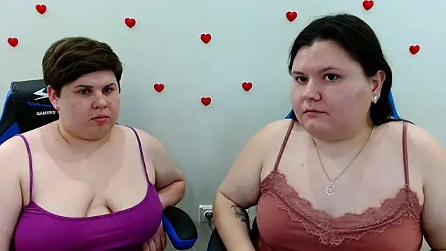 BeckyAndHellen stripchat live cam model