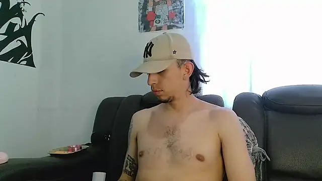 Chris__Jones stripchat live cam model