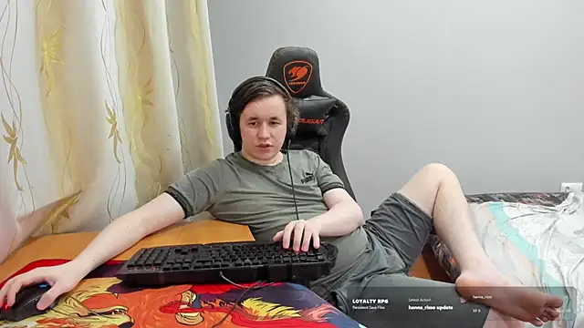 iliaskrislove stripchat live cam model