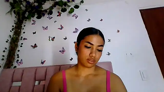 abby_moss_2 stripchat live cam model