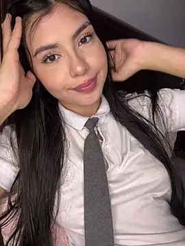 hurrem_18 stripchat live cam model