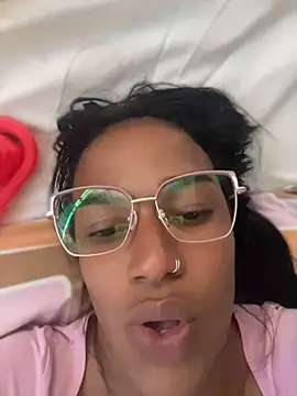 FlorSalvaje_ stripchat live cam model