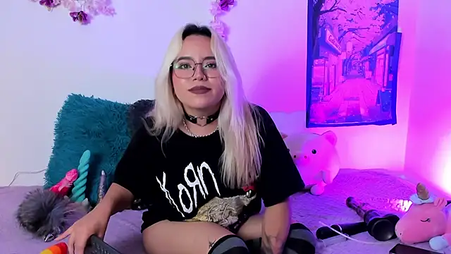 Lucille_69 stripchat live cam model