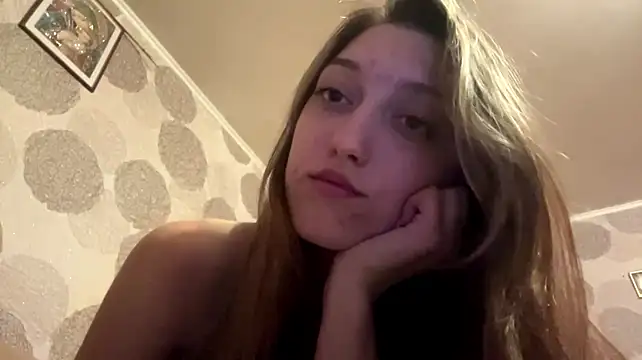 AdalineHockenbury stripchat live cam model