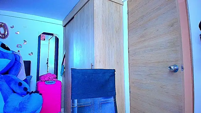 collins_megan96 stripchat live cam model