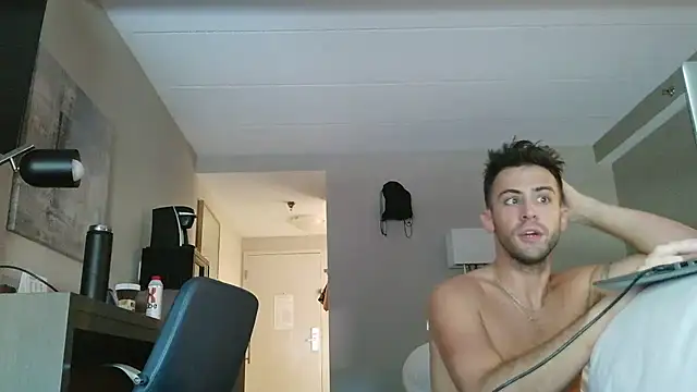 Graysontaylor@xh stripchat live cam model