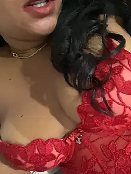 Brunamorenago stripchat live cam model