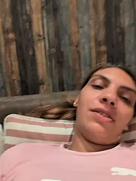 MilaHaseundRoger stripchat live cam model