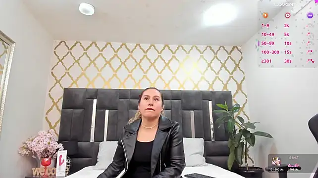 RubbyTaylor stripchat live cam model